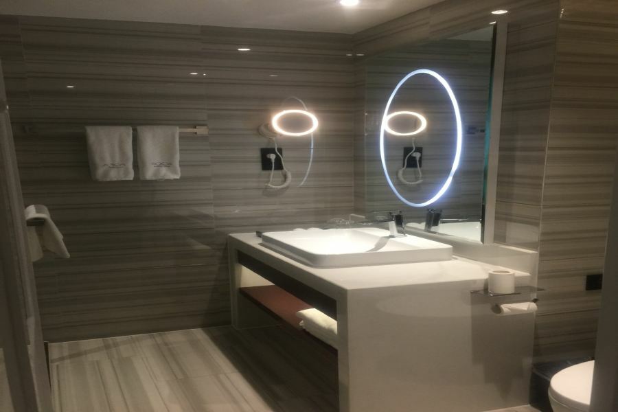 Xana Hotel Чунцин Екстериор снимка
